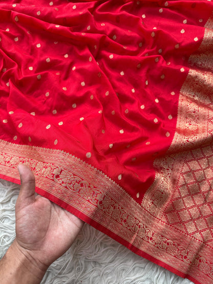 Banarasi  Georgette Silk Saree With Zari Work