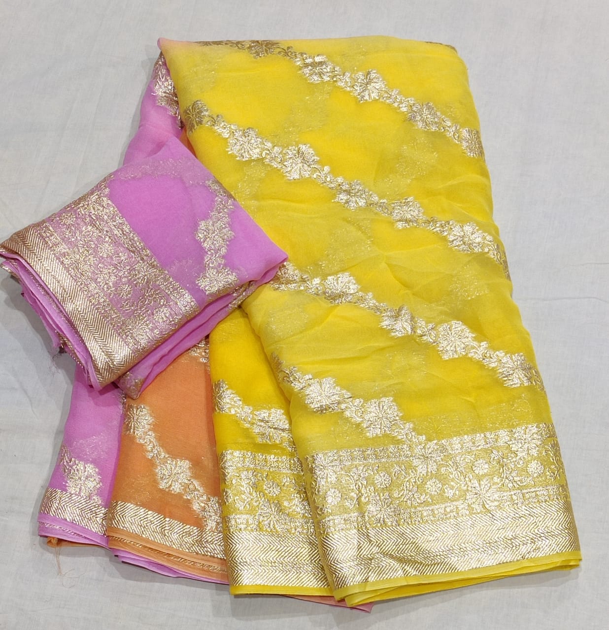 Georgette leheriya pattern saree