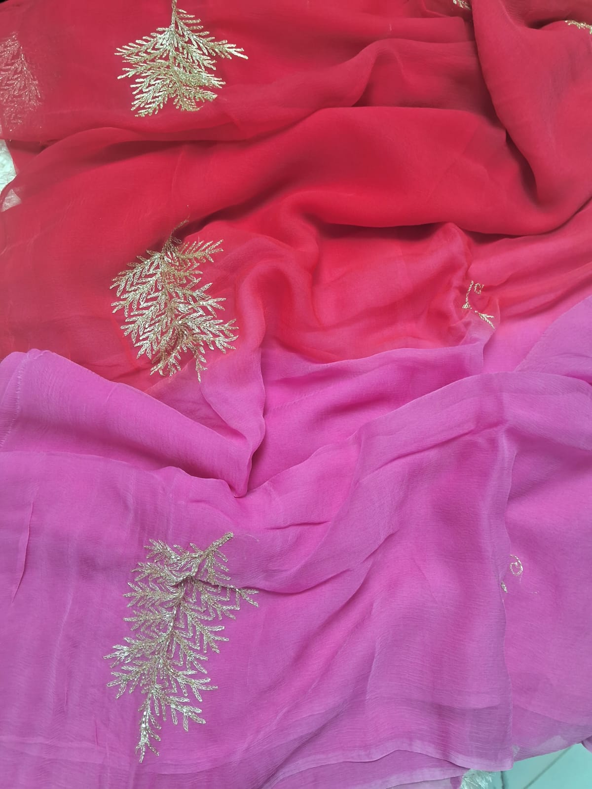 Pure Diamond Chiffon Saree With Blouse.