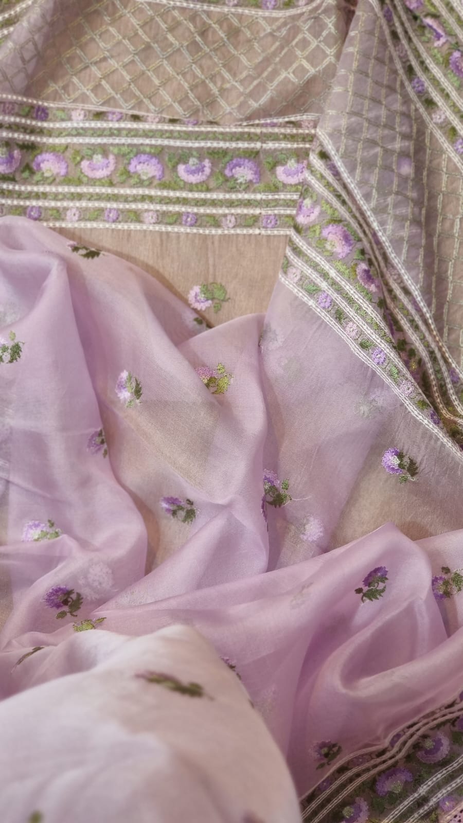 Pure Organza Silk Embroidery Border Buti  Saree With Heavy Blouse