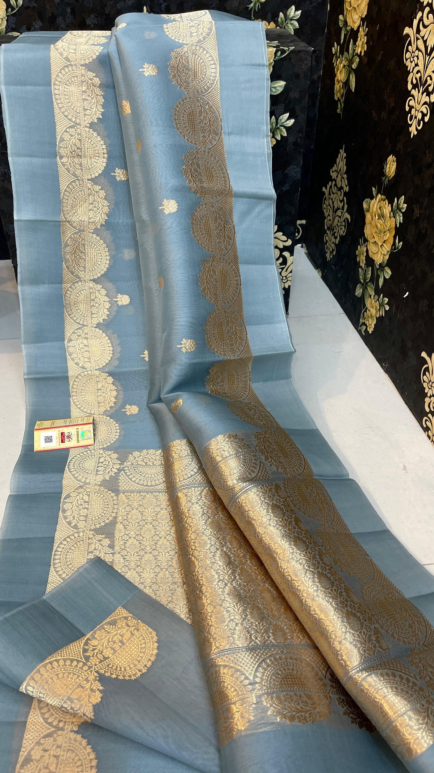 Banarasi Semi  Kora Organza Dybel  Saree