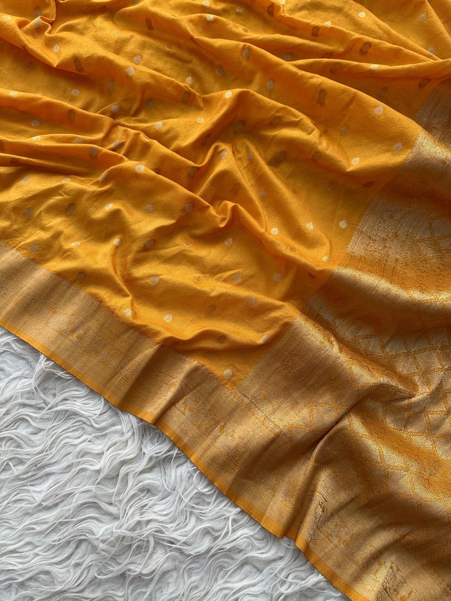 Banarasi  Georgette Silk Saree With Zari Work