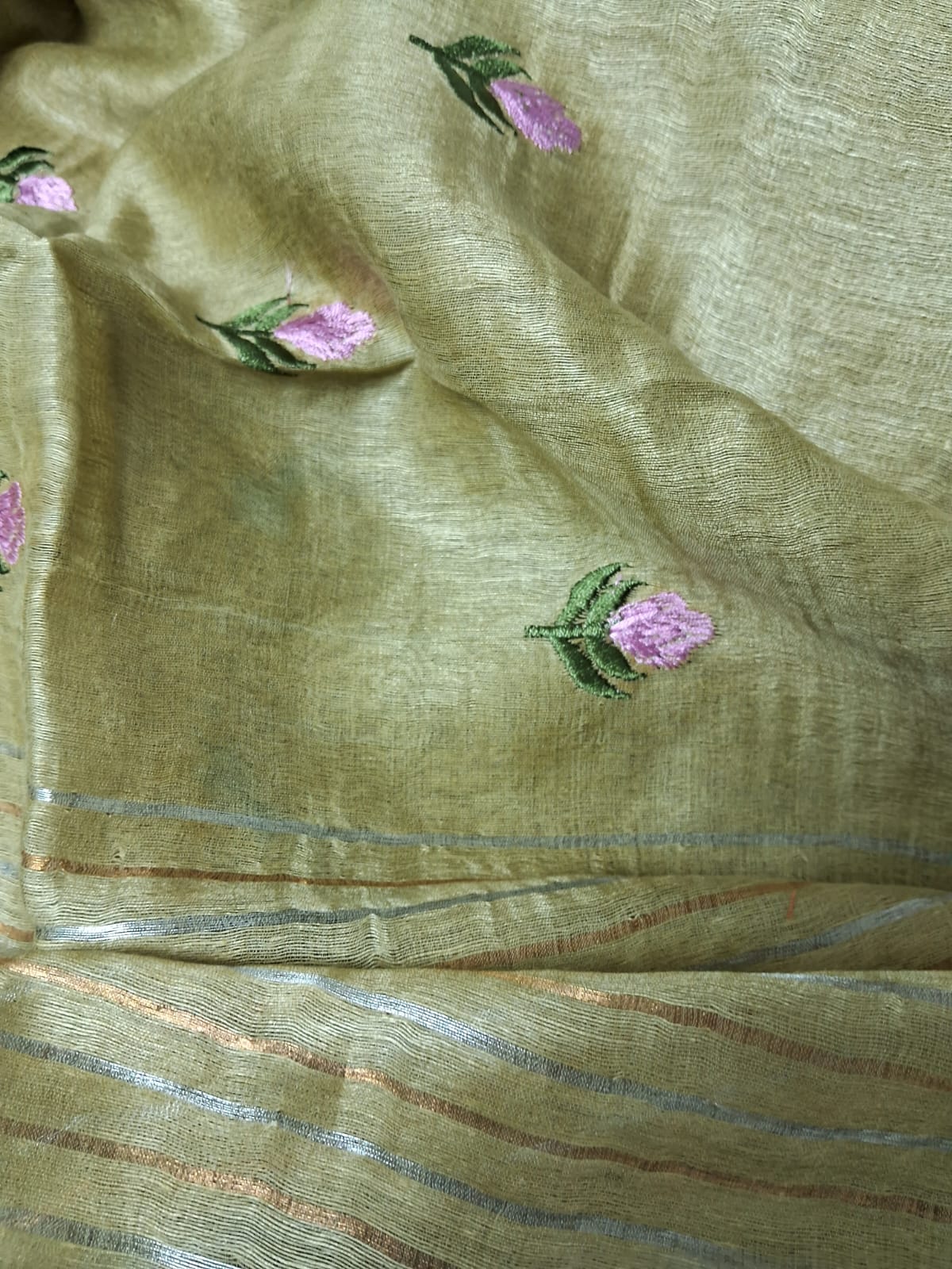 Pure Linen By Linen Embroidery   Saree With  Blouse