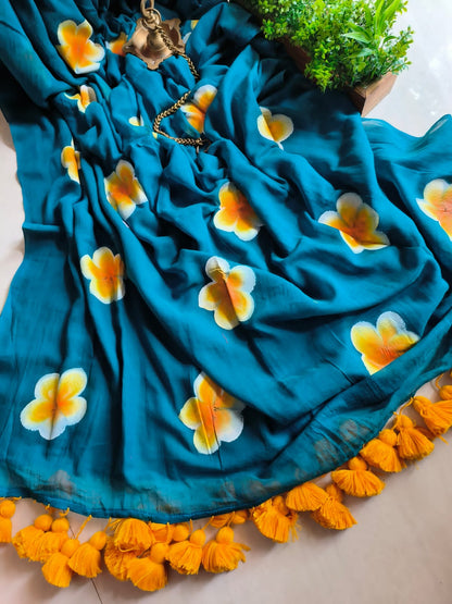 Beautiful Mulmul   Cotton Flowers design Hand Painted Saree