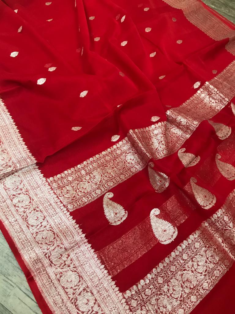 Pure Hand loom Khaddi Chiffon Georgette Saree with Silver Zari Weaving blouse