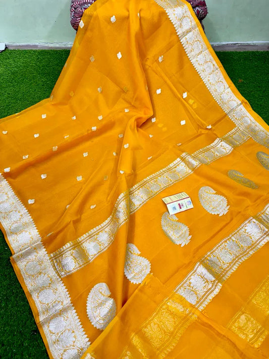 Pure Hand loom Khaddi Chiffon Georgette Saree with Silver Zari Weaving blouse