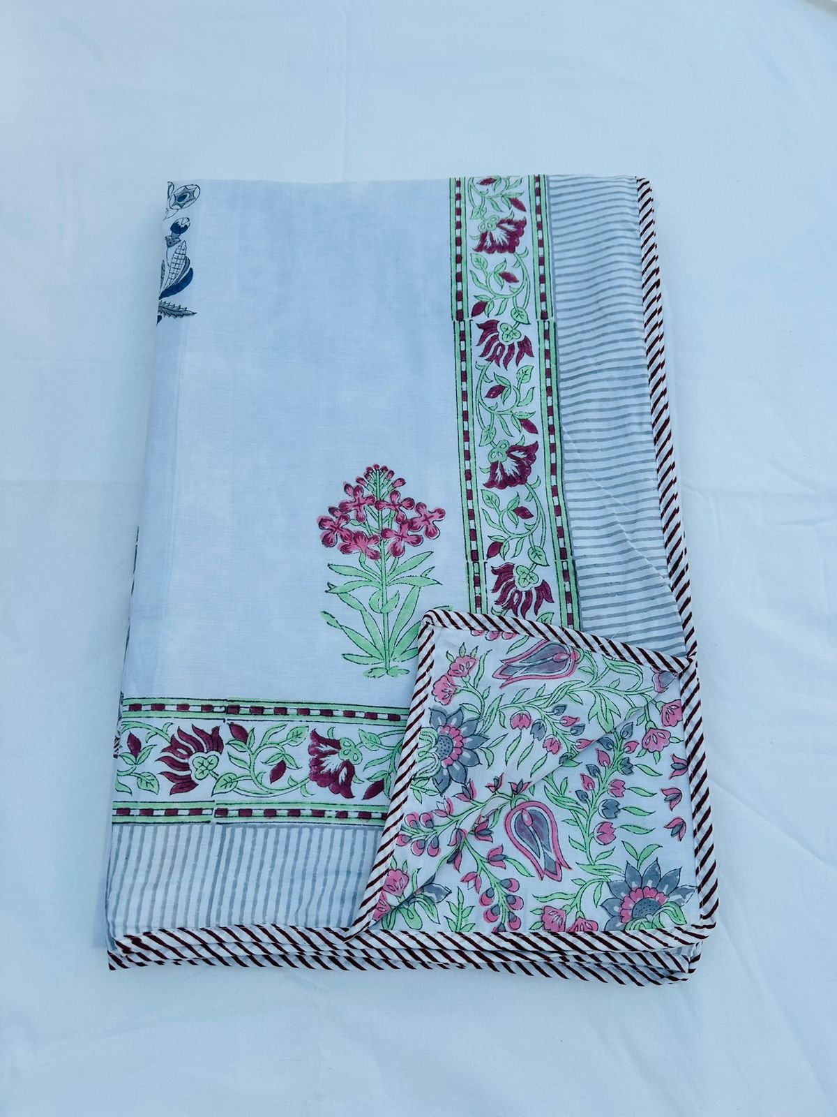 Hand Block Double Sided Print AC Quilt | SINGLE BED |