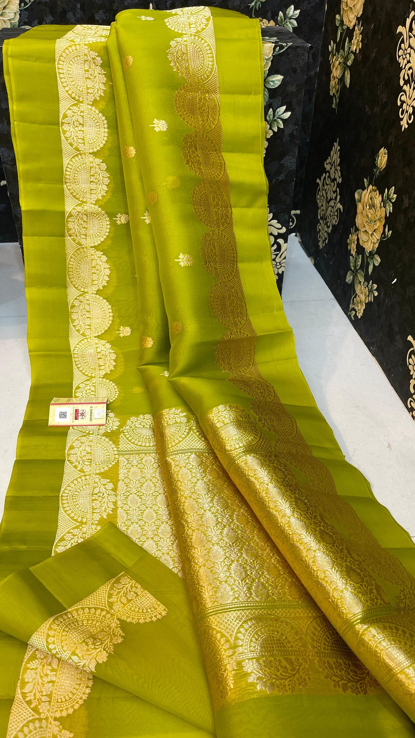 Banarasi Semi  Kora Organza Dybel  Saree