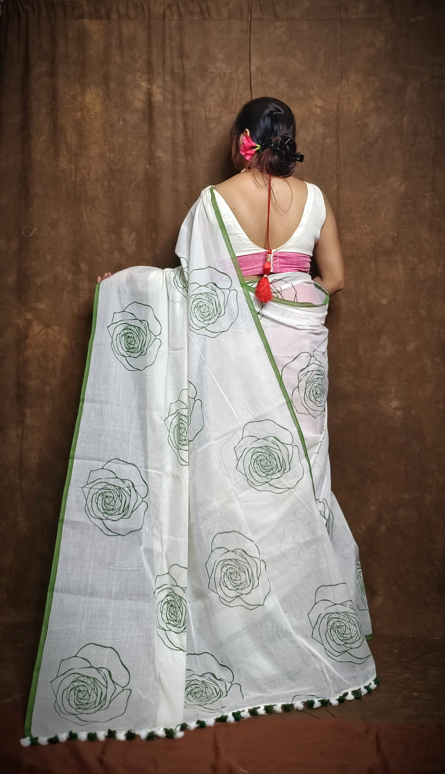 Beautiful Cotton Mulmul Saree With Running Blouse