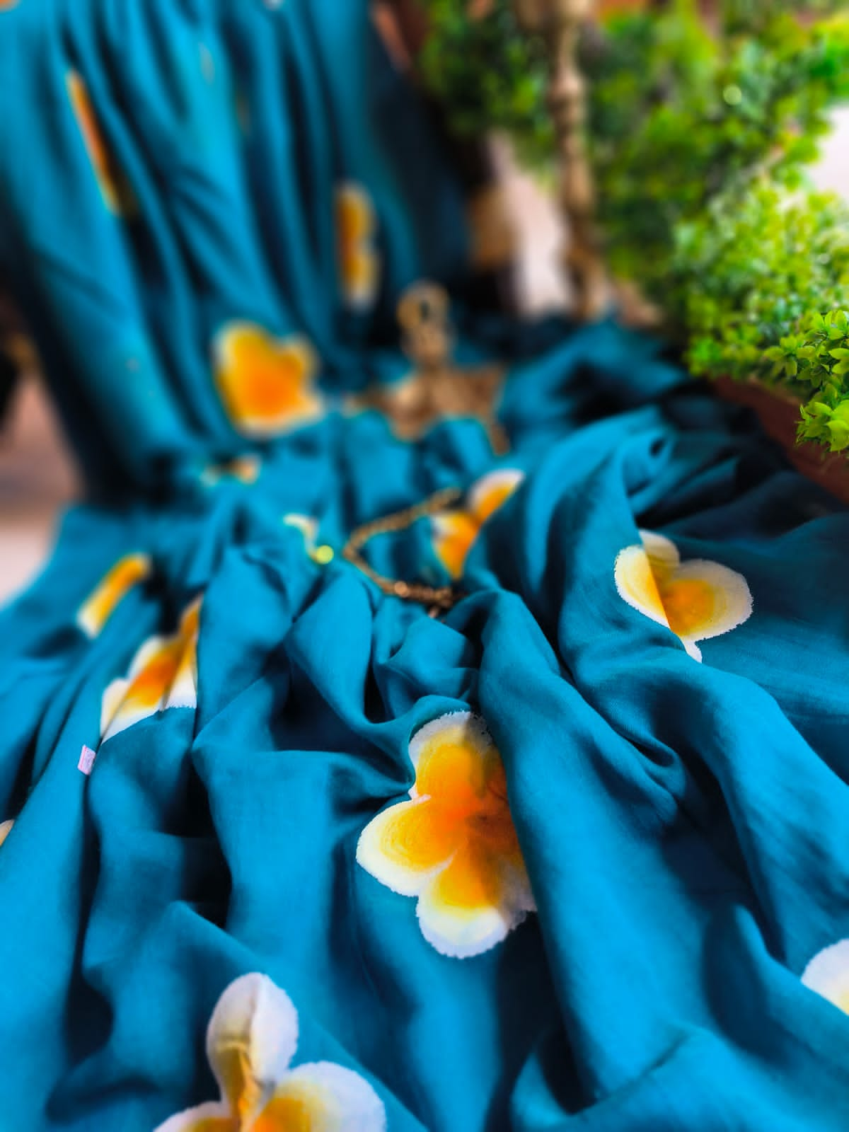 Beautiful Mulmul   Cotton Flowers design Hand Painted Saree