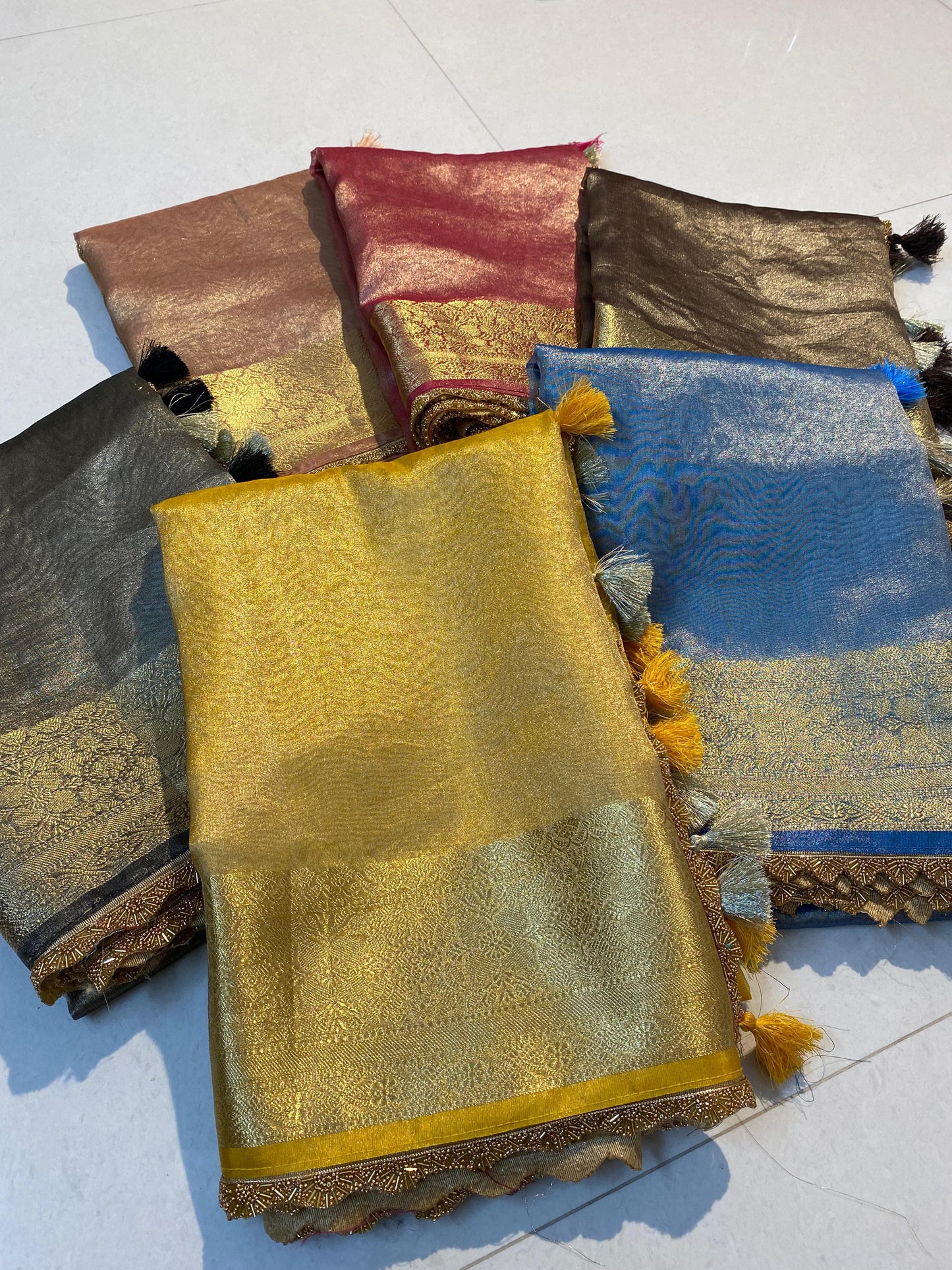 Banarasi Tissue Silk Saree With  Heavy Lace Work Running blouse