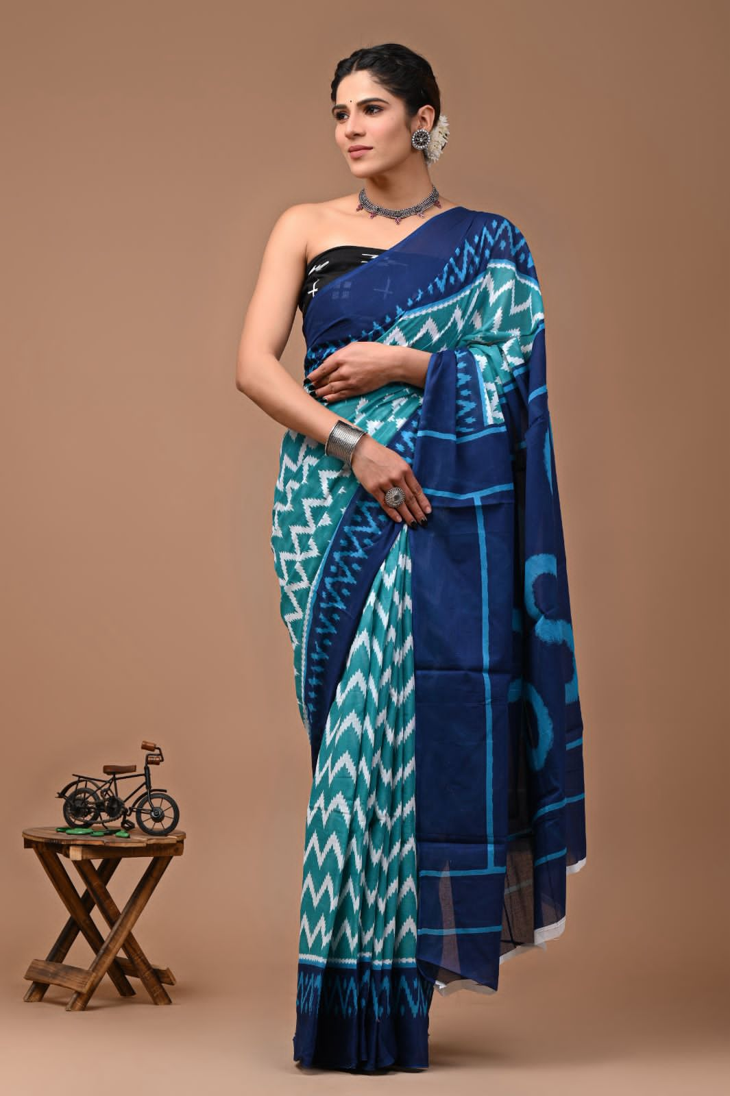 Buy Bagru Sanganeri Block Printed Cotton Saree - Aqua Blue, Pink & White  Online