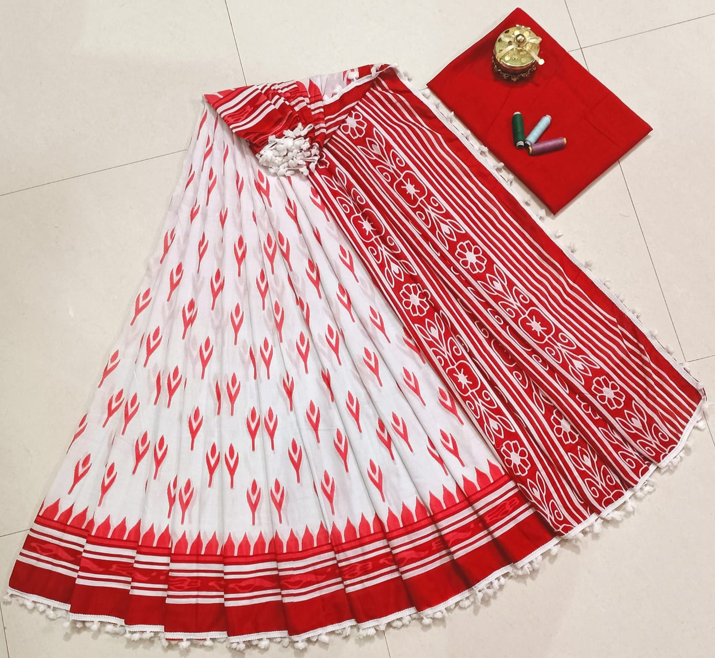 Pure Mulmul Cotton hand block Print Saree with Blouse