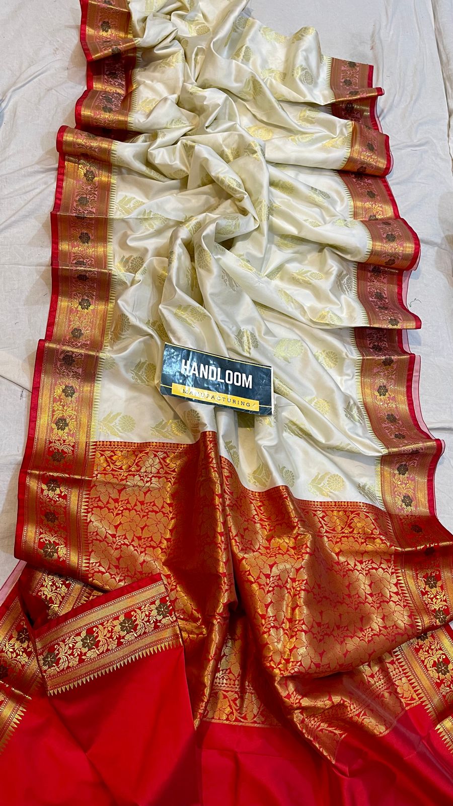 Handloom Weaved Litchi Silk Banarasi Saree with Running Blouse