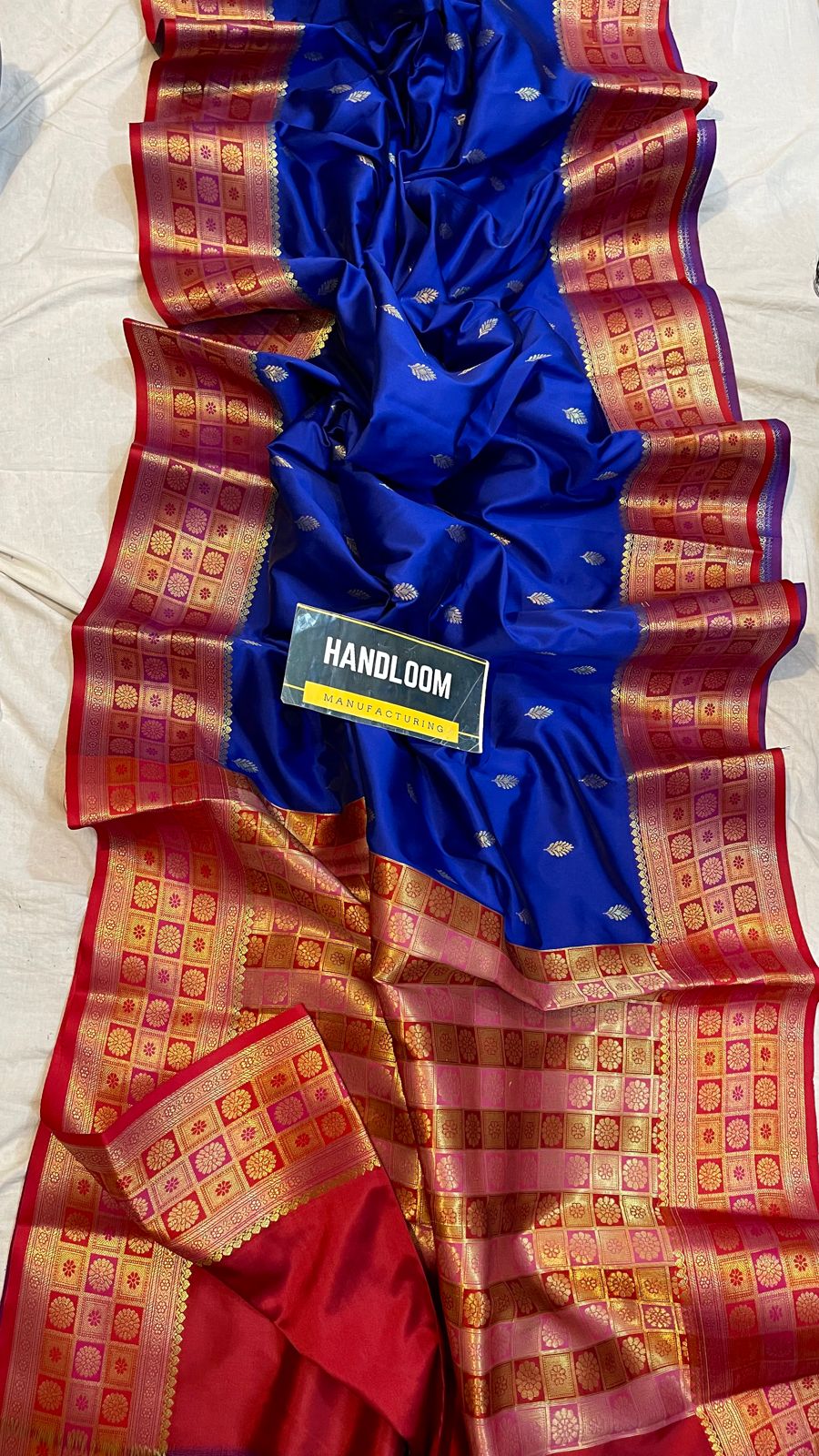 Handloom Weaved Litchi Silk Banarasi Saree with Running Blouse