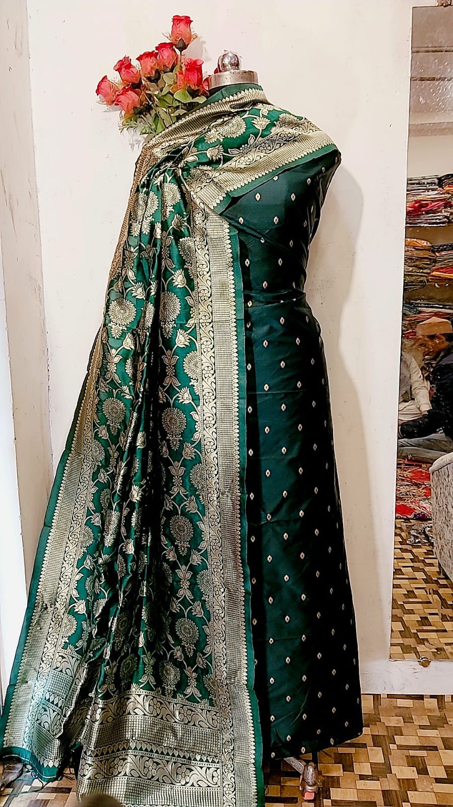 Buy Avocado Green Designer Banarasi Saree online-Karagiri